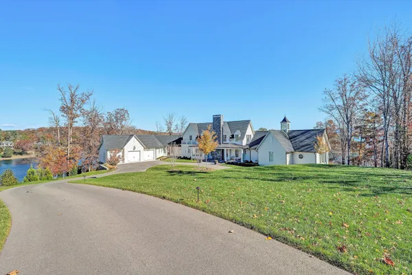 $5,950,000 | 128 Oaklawn Drive, Moneta, VA 24121