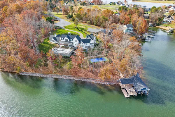 $5,950,000 | 128 Oaklawn Drive, Moneta, VA 24121