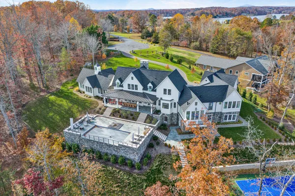 $5,950,000 | 128 Oaklawn Drive, Moneta, VA 24121
