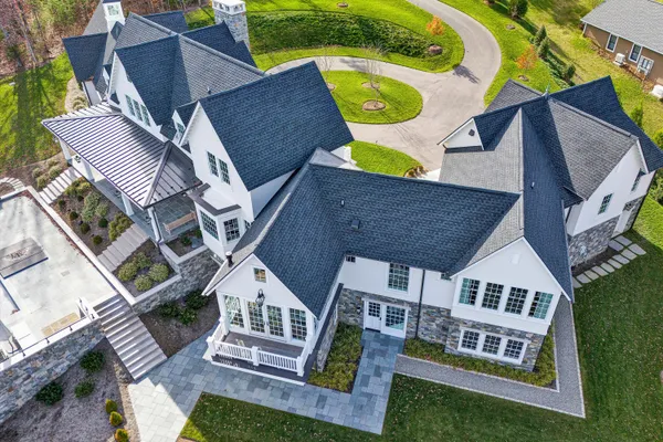 $5,950,000 | 128 Oaklawn Drive, Moneta, VA 24121