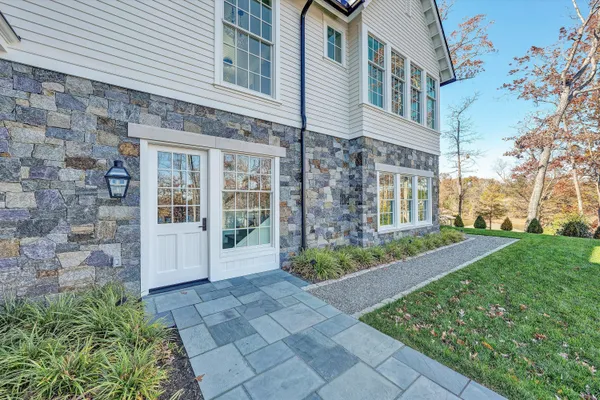 $5,950,000 | 128 Oaklawn Drive, Moneta, VA 24121