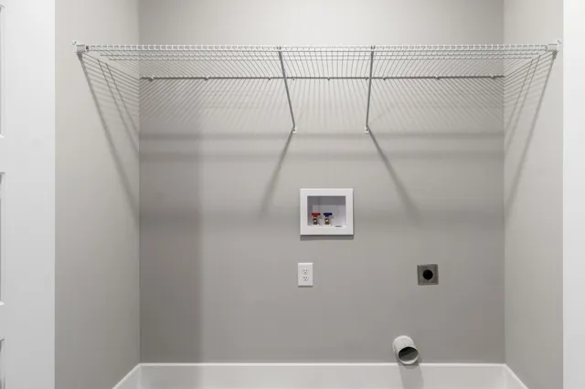 $1,895 | 208 Jonathan Wade Pvt Circle, Clarksville, TN 37043