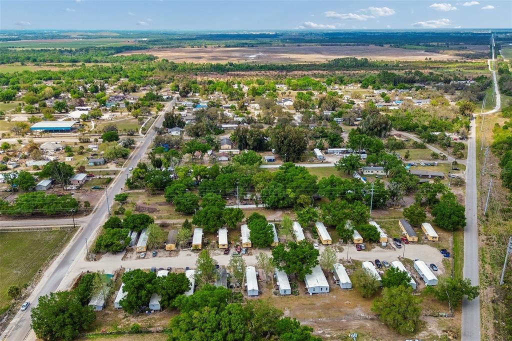610 Railroad Street Wimauma, FL 33598 - Photo 25 of 34 a view of city and ocean