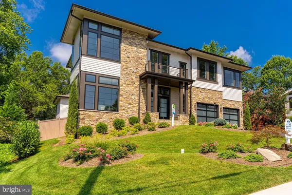 $3,500,000 | 7205 Bayside Court, McLean, VA 22101