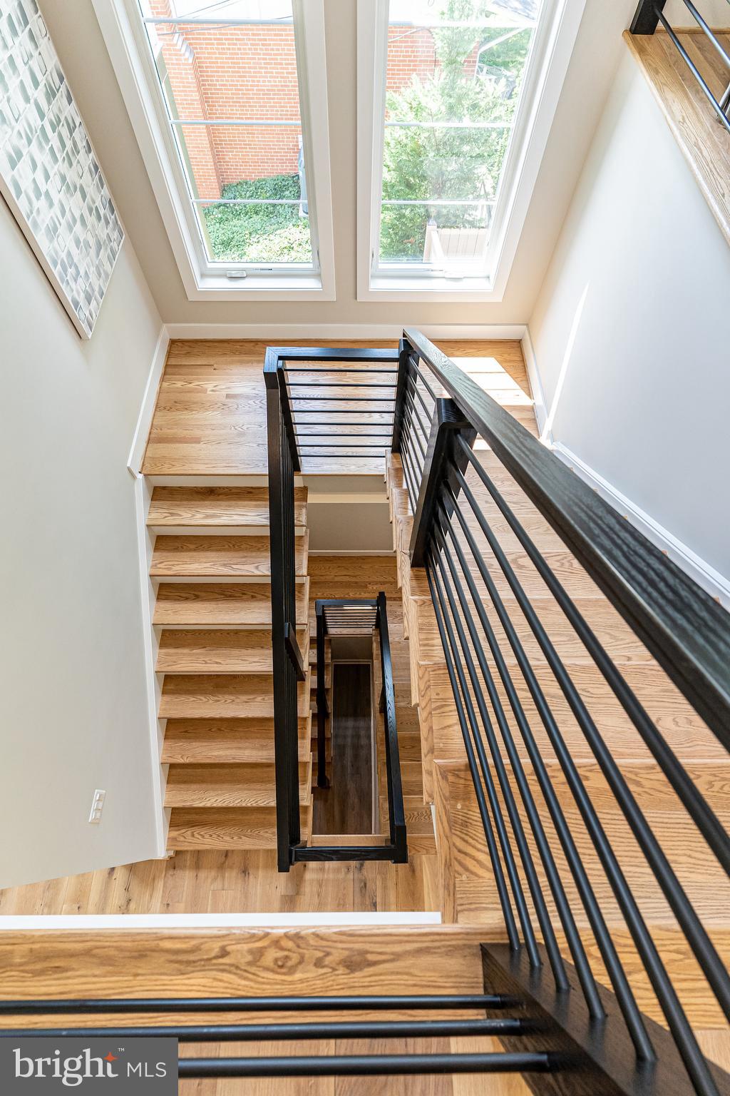 7205 Bayside Court McLean, VA 22101 - Photo 14 of 21 a view of wooden floor