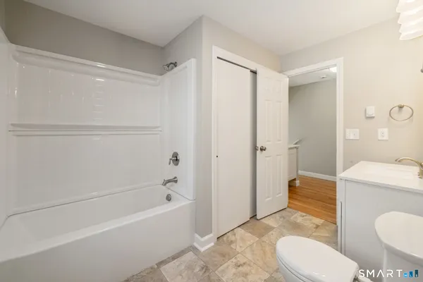 $514,900 | Undisclosed Address, Farmington, CT 06085