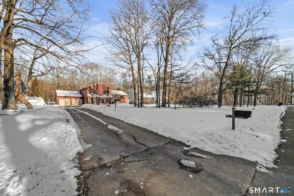 $514,900 | Undisclosed Address, Farmington, CT 06085