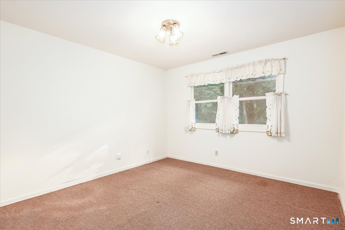 17 Herman Lane Easton, CT 06612 - Photo 28 of 40