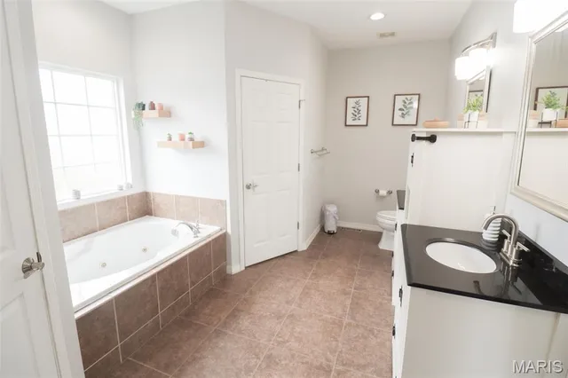 $390,000 | 129 Birchtree Circle, St. Robert, MO 65584