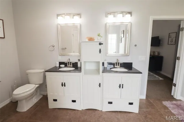 $390,000 | 129 Birchtree Circle, St. Robert, MO 65584