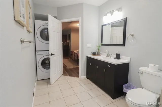 $390,000 | 129 Birchtree Circle, St. Robert, MO 65584