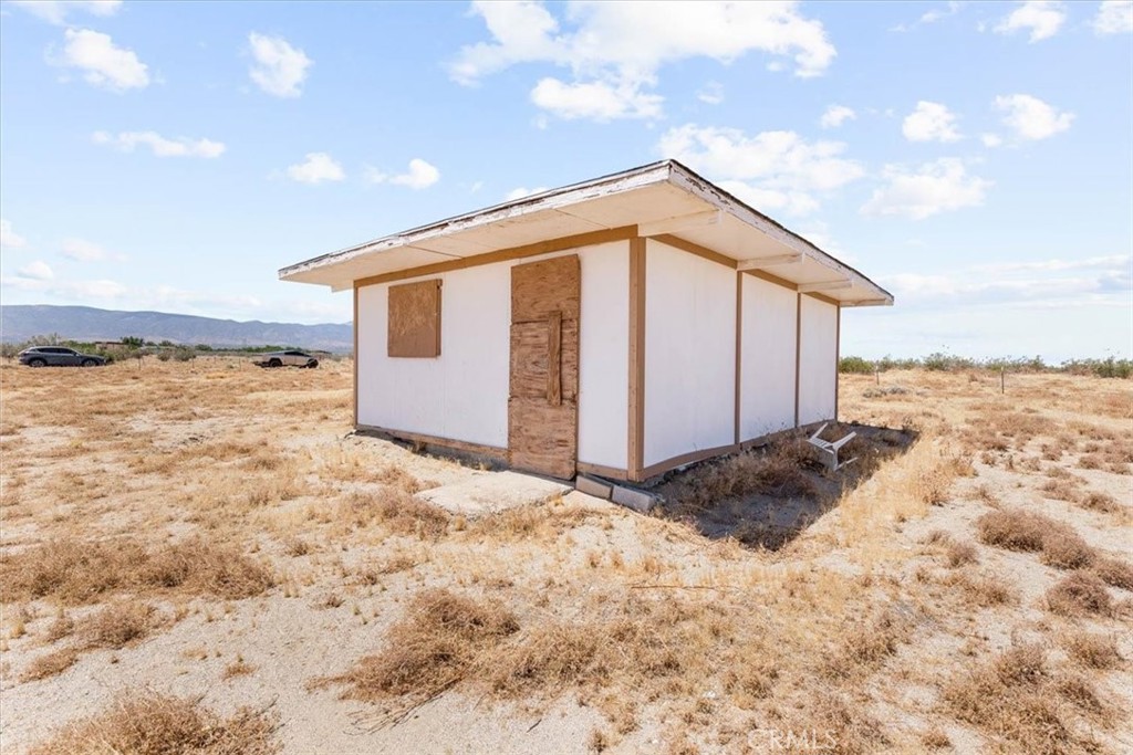 0 Cactus Road Llano, CA 93544 - Photo 5 of 9 a view of a house with a yard
