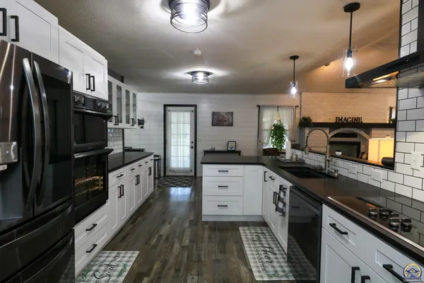 $414,000 | 2302 Sunset Lake Drive, Emporia, KS 66801