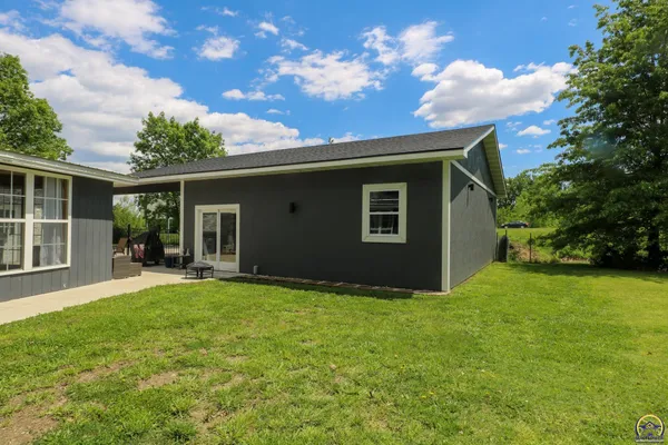 $414,000 | 2302 Sunset Lake Drive, Emporia, KS 66801