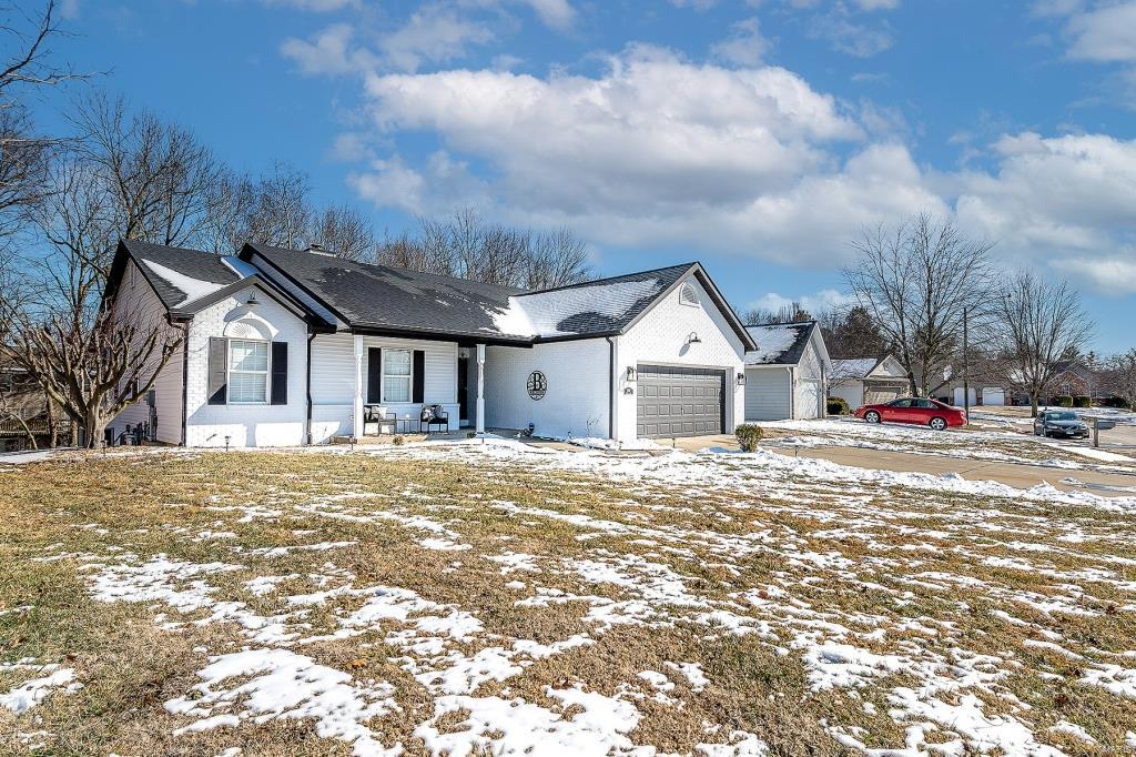 1902 Butler Boulevard Edwardsville, IL 62025 - Photo 2 of 66 Gallery Image 2