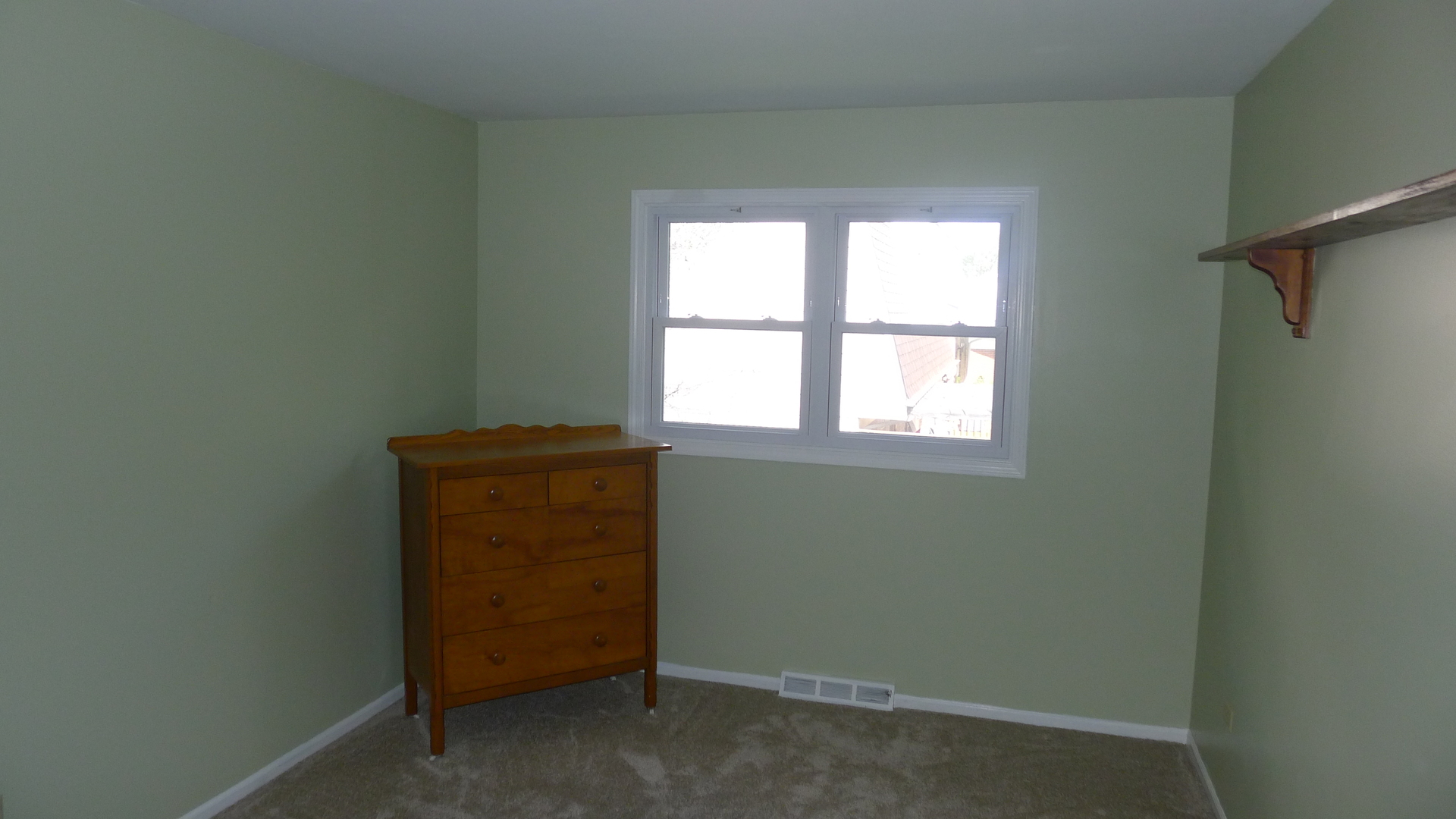1417 Lawrence Crescent Flossmoor, IL 60422 - Photo 13 of 24 an empty room with a window