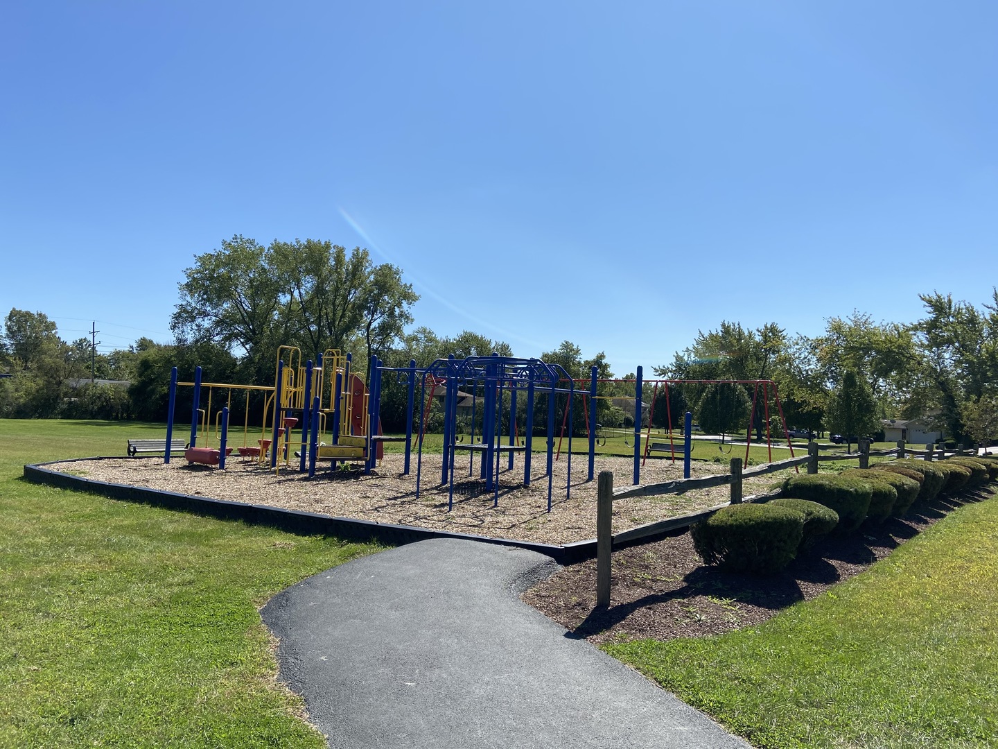 1417 Lawrence Crescent Flossmoor, IL 60422 - Photo 23 of 24 a view of a park with swings