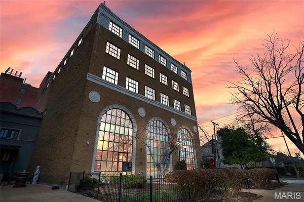 $2,500 | 4901 Washington Boulevard, Unit 4B, St. Louis, MO 63108