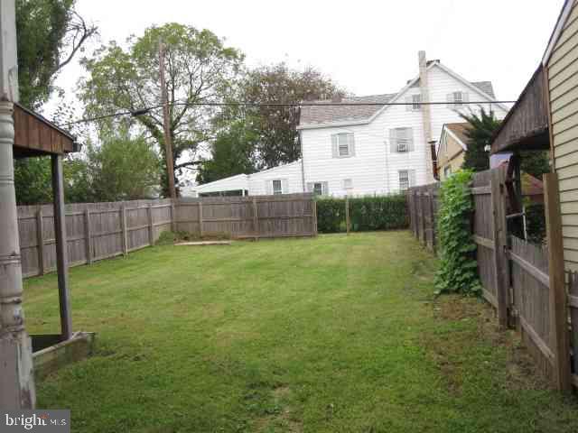 706 Spring Street Bethlehem, PA 18018 - Photo 3 of 13