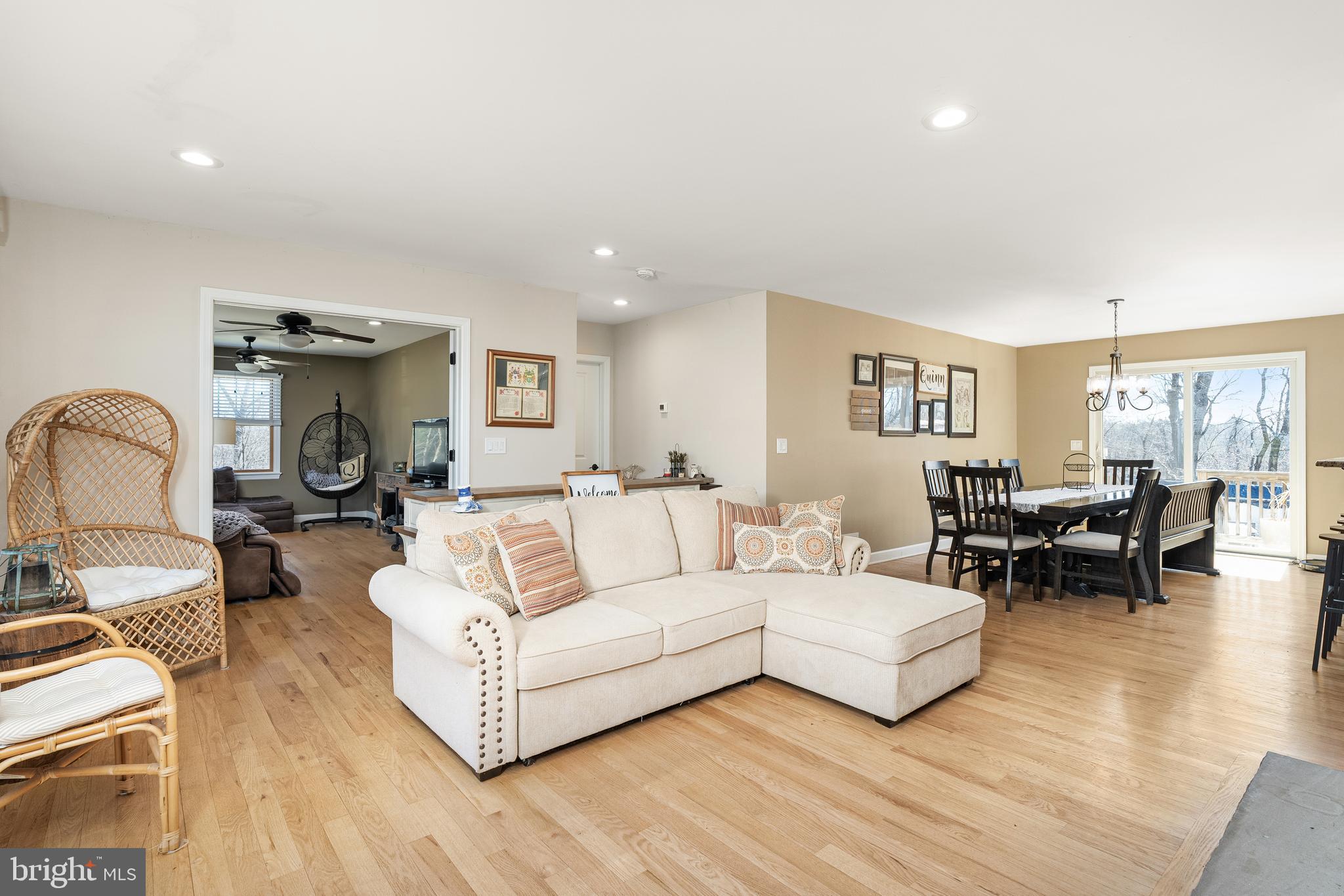 37 Maple Terrace Hillsborough, NJ 08844 - Photo 4 of 37