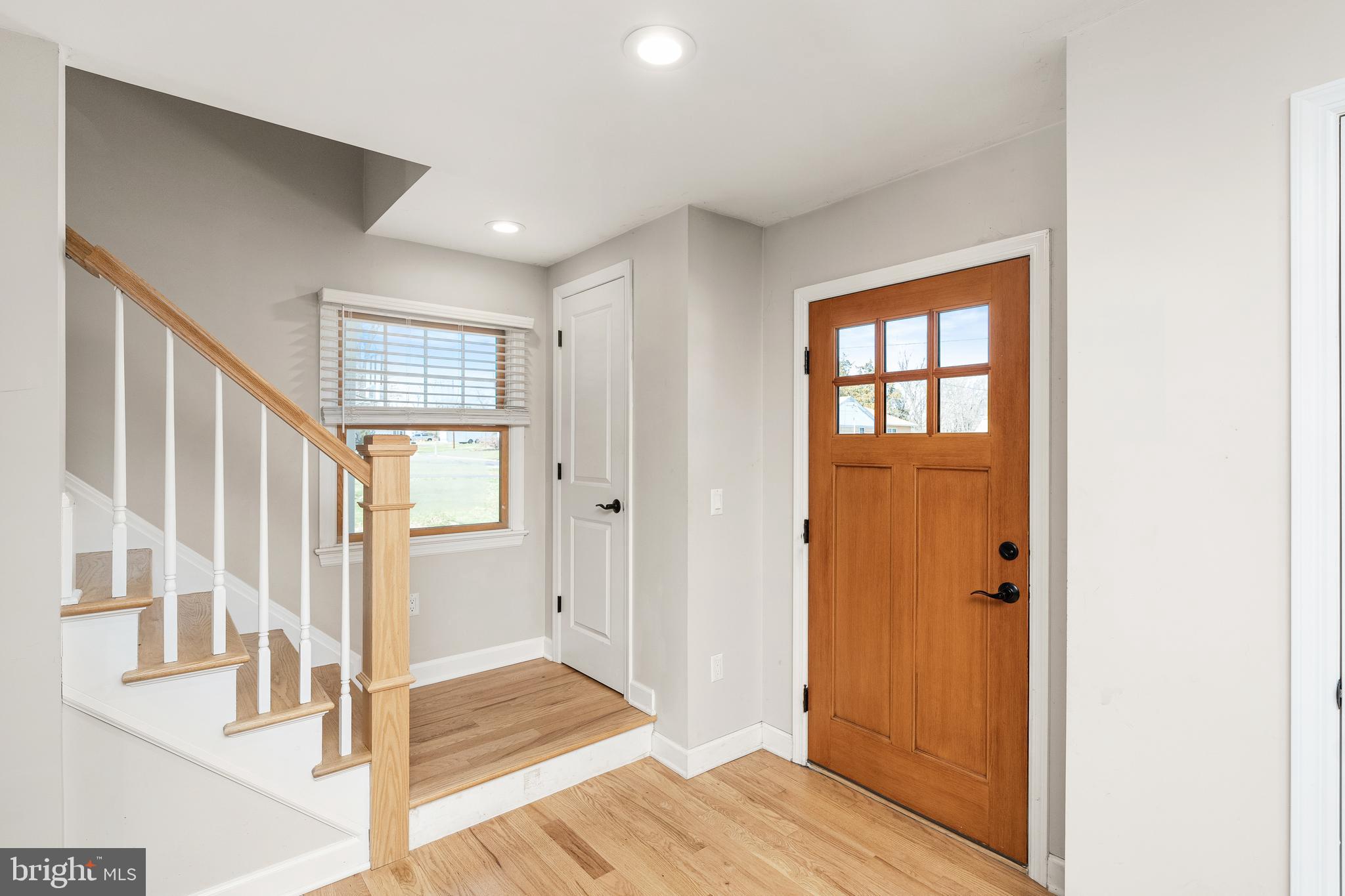 37 Maple Terrace Hillsborough, NJ 08844 - Photo 8 of 37