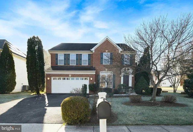 $1,150,000 | 5564 La Vista Drive, Alexandria, VA 22310