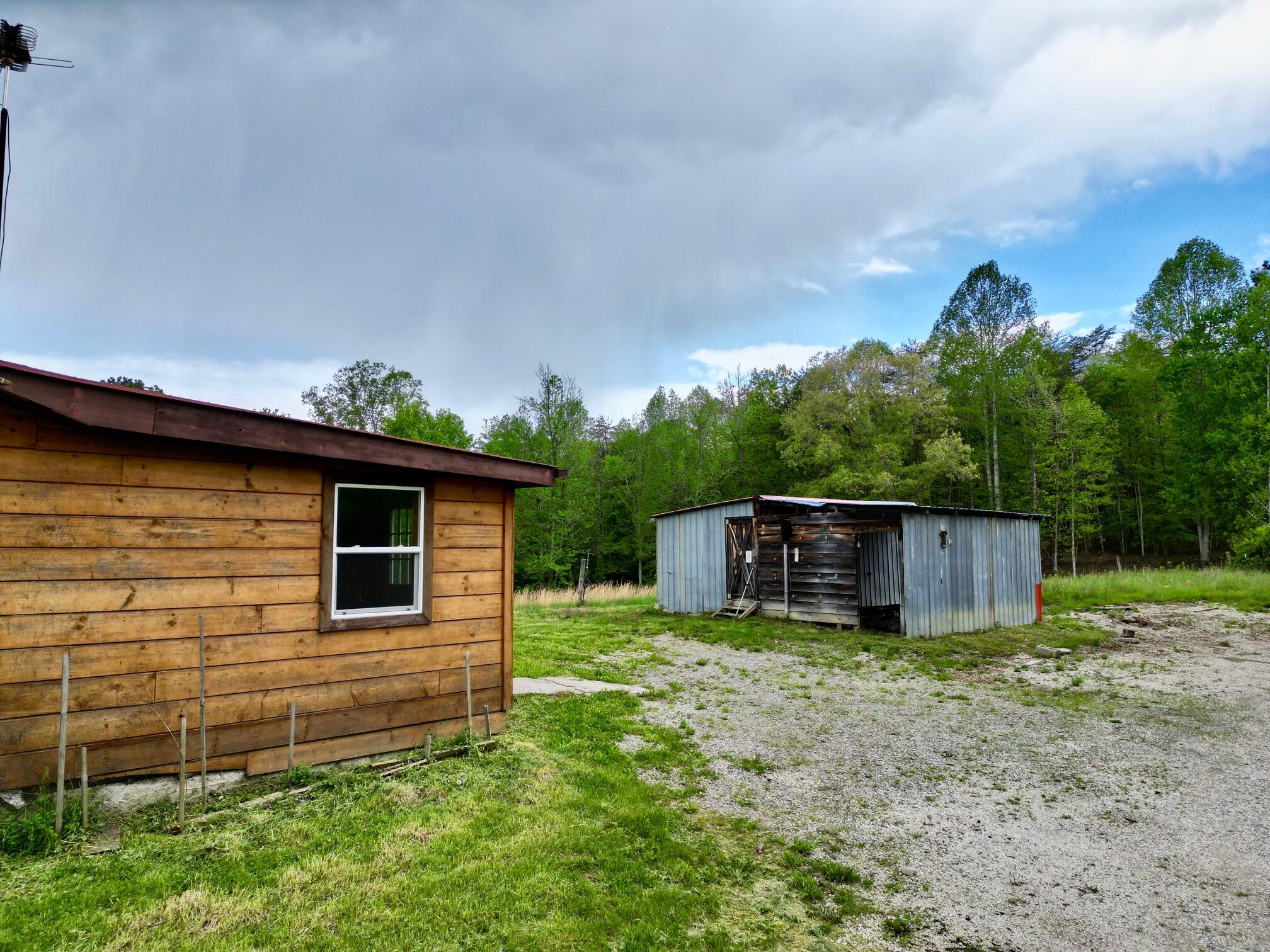 387 Old Fincastle Road Zoe, KY 41397 - Photo 47 of 76 dji_fly_20250504_140914_782_174638249507