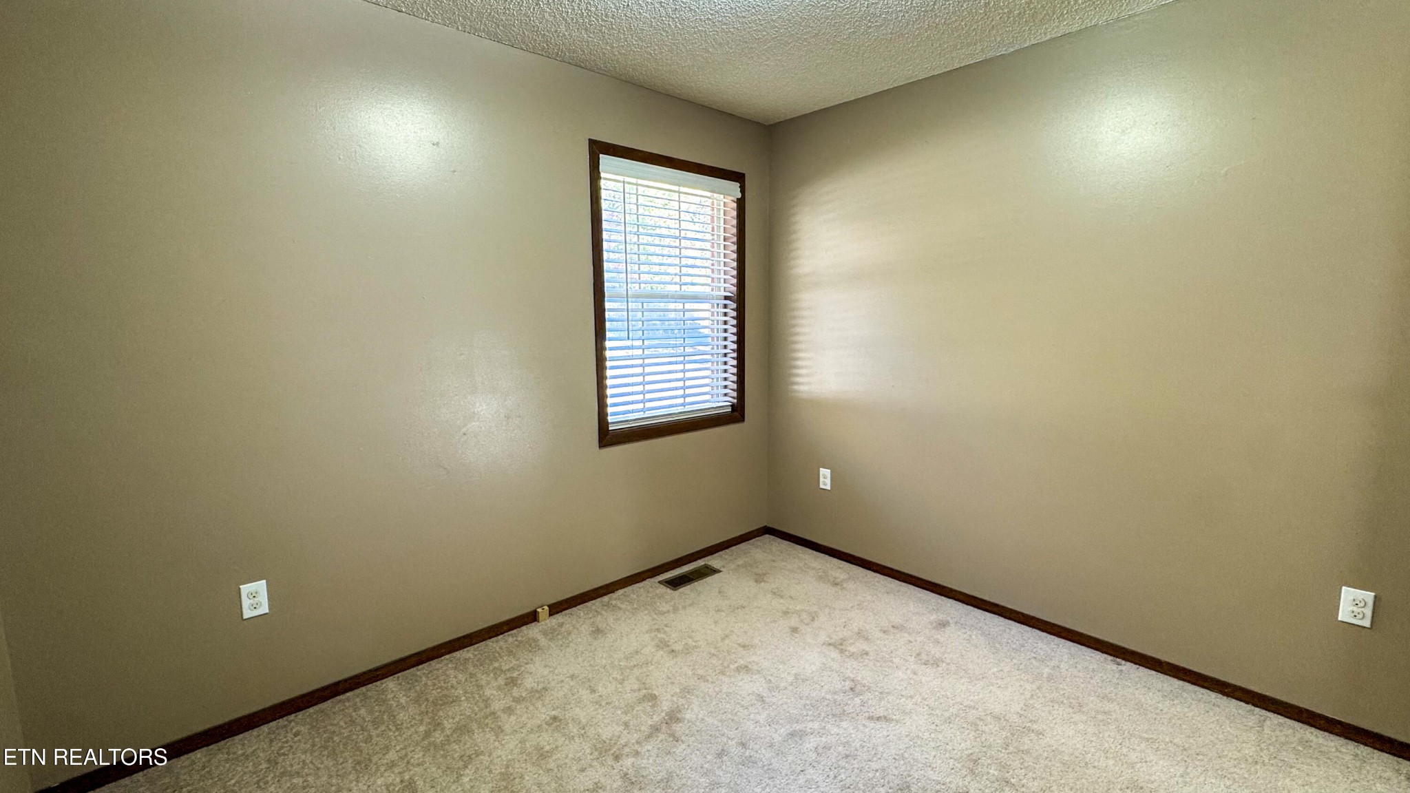 3561 Grave Hill Road Oneida, TN 37841 - Photo 30 of 37 Gallery Image 30