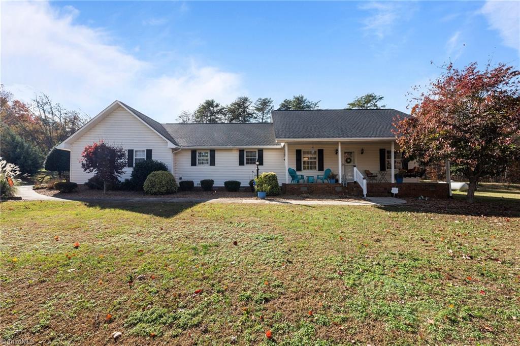 7701 Alcorn Road Greensboro, NC 27409 - Photo 2 of 32