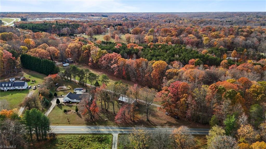 7701 Alcorn Road Greensboro, NC 27409 - Photo 29 of 32
