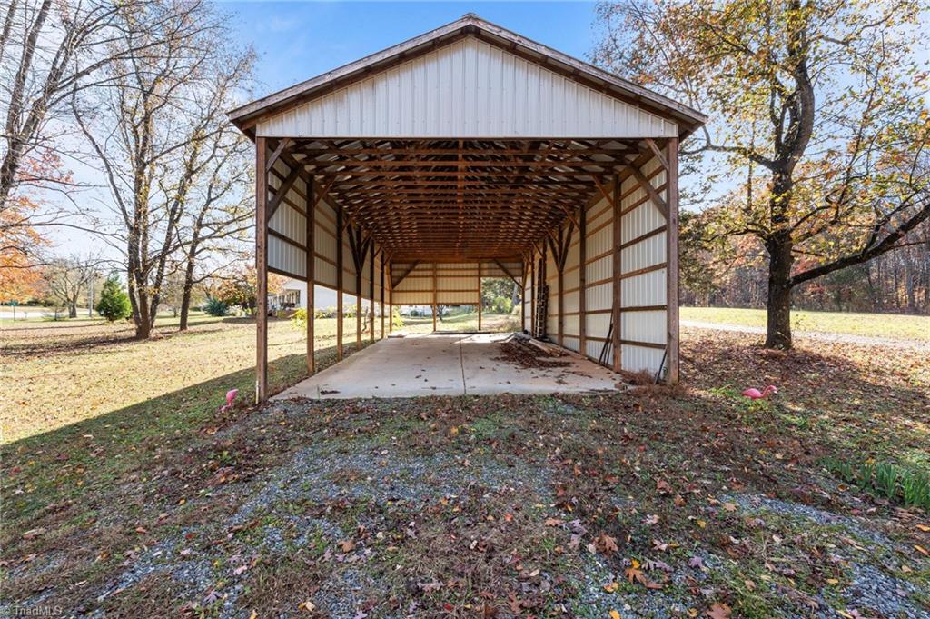 7701 Alcorn Road Greensboro, NC 27409 - Photo 7 of 32