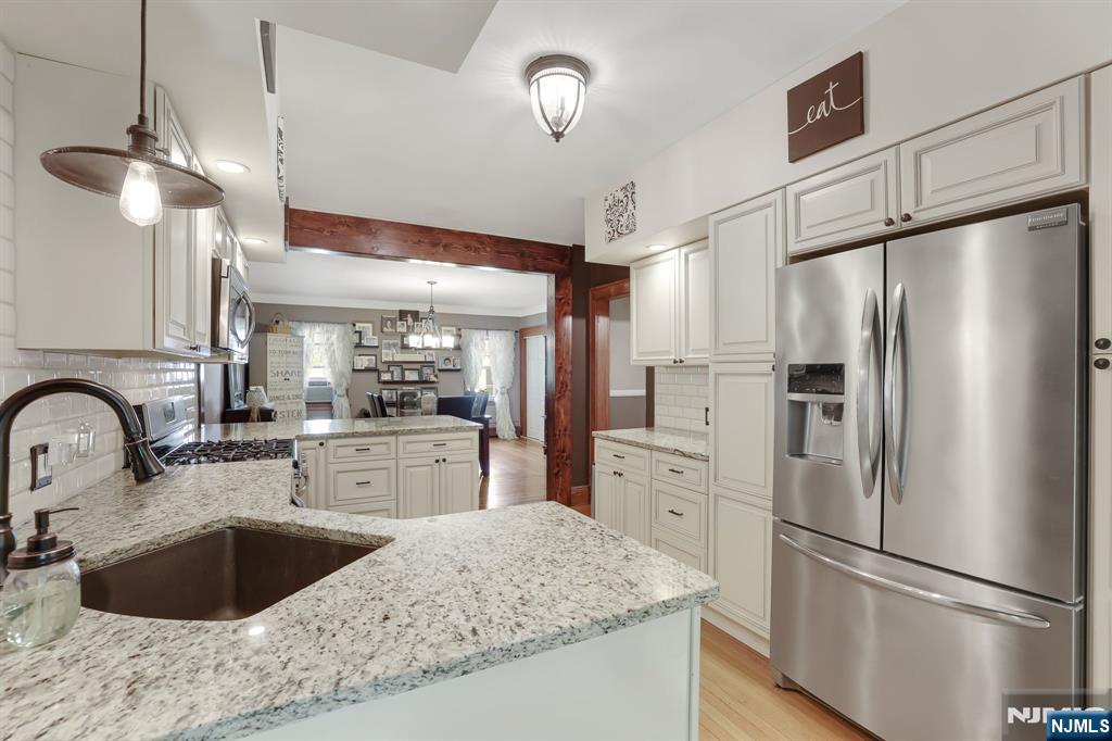 26 Maple Road Ringwood, NJ 07456 - Photo 10 of 36