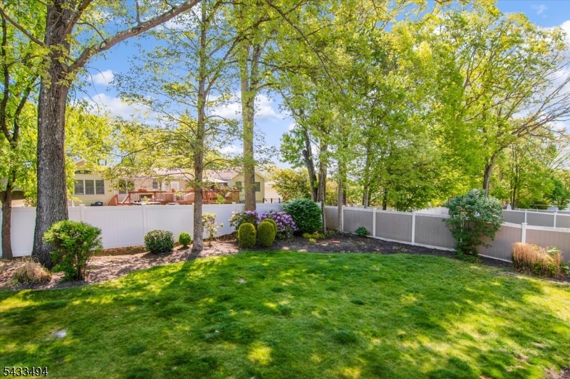 44 Summit Road Oak Ridge, NJ 07438 - Photo 18 of 19