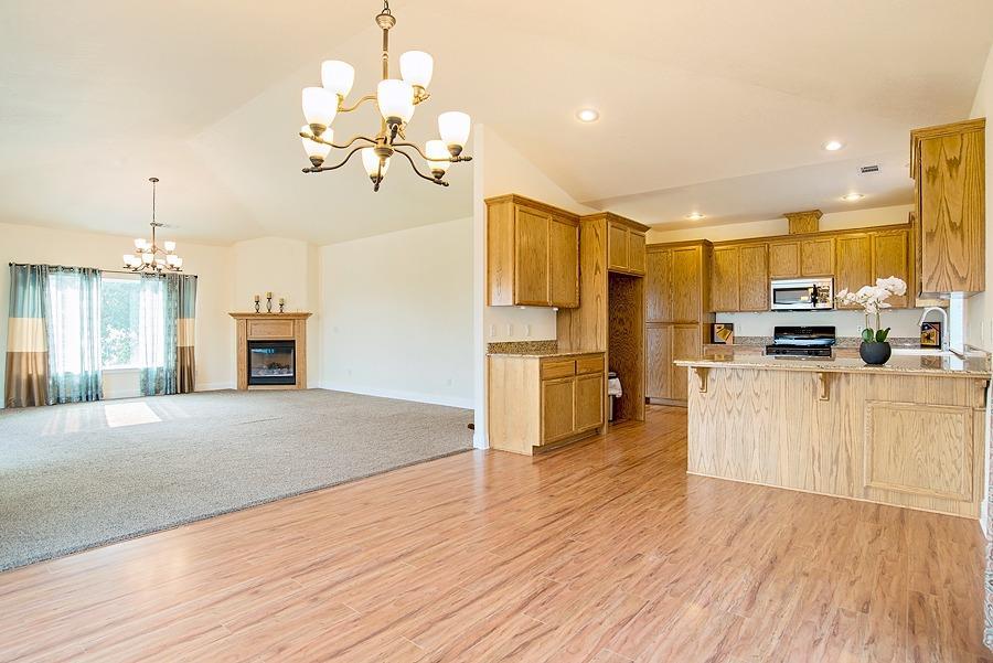 1676 Spring Street Medford, OR 97504 - Photo 4 of 15 Kitchen openes into a huge dining area w
