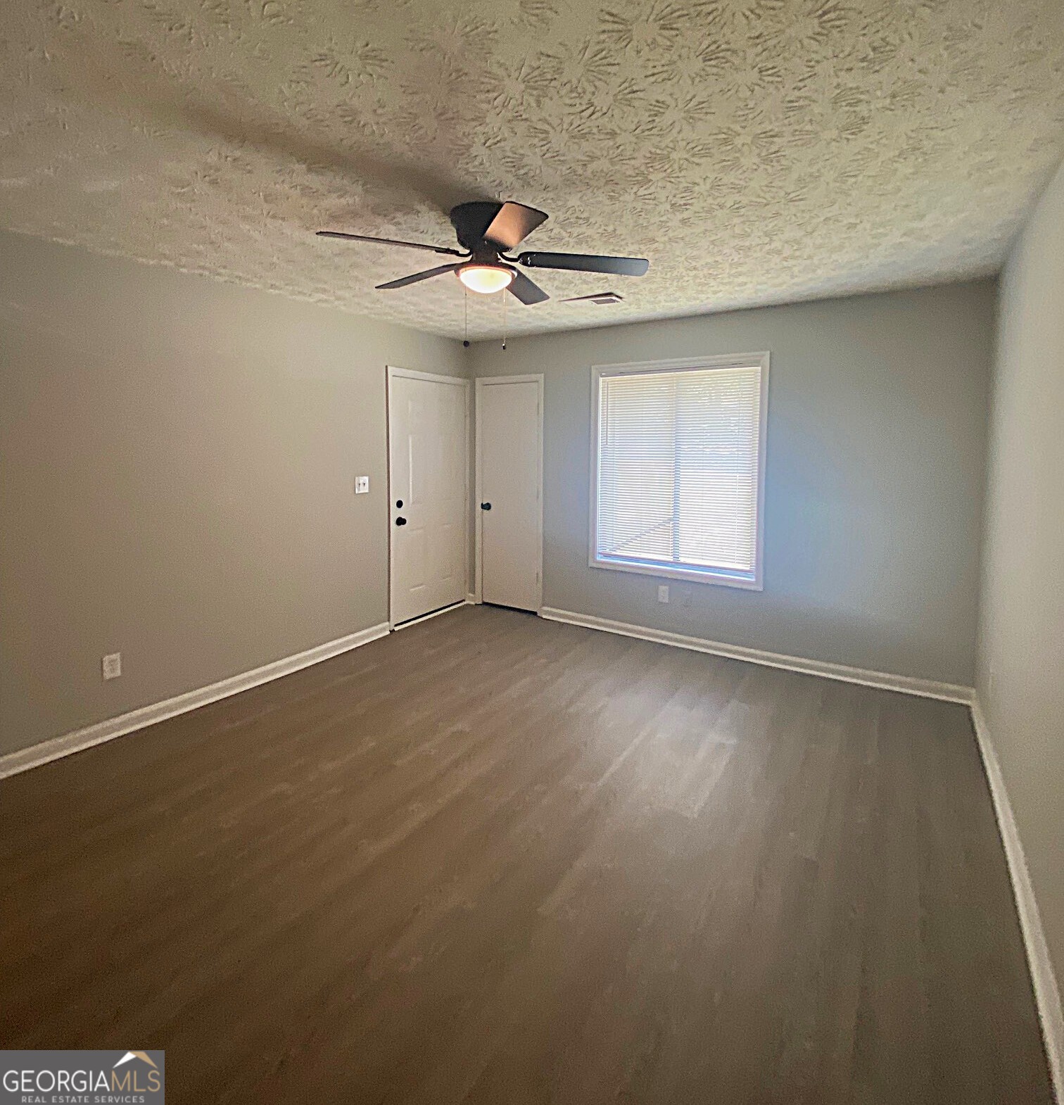 100 Spring Court Fairburn, GA 30213 - Photo 4 of 16