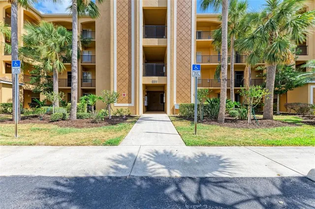 $1,999 | 8309 Grand Estuary Trail, Unit 205, Bradenton, FL 34212