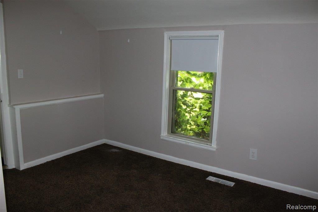 56245 Fairchild Road Macomb, MI 48042 - Photo 11 of 11 IMG_6183.JPG