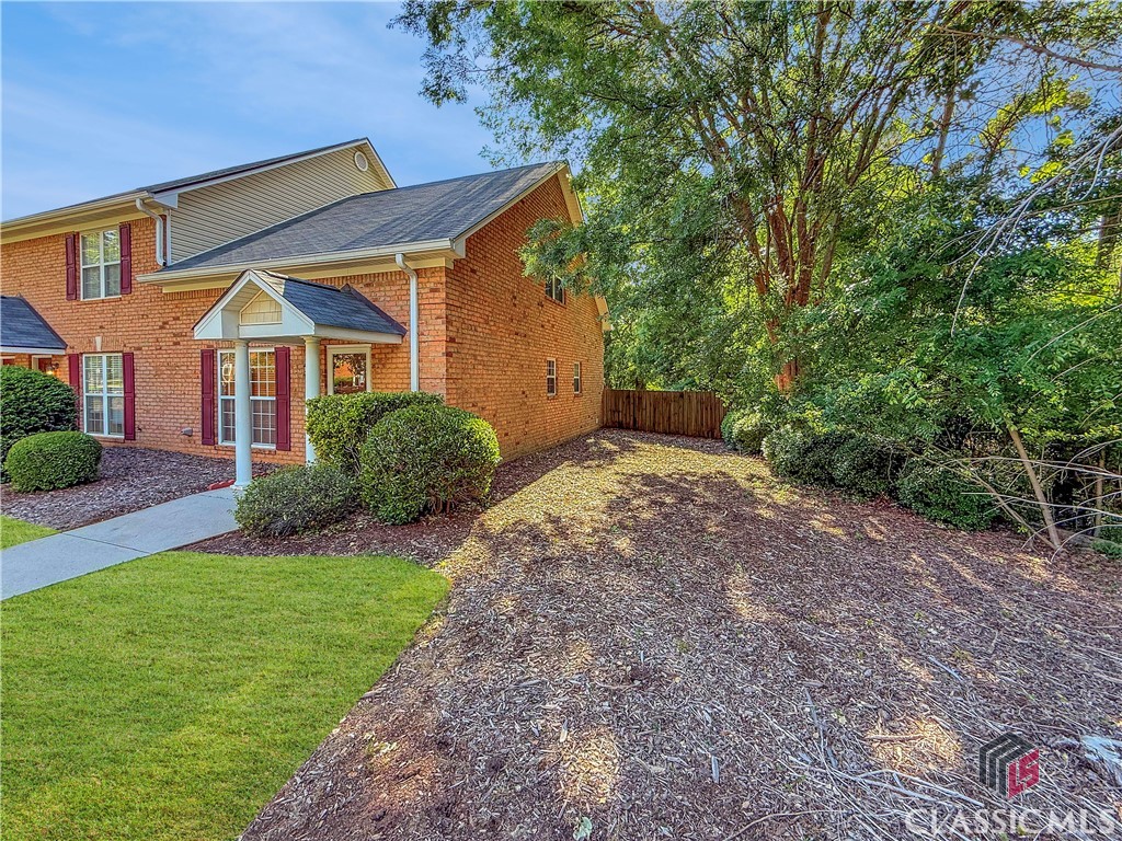 445 Logmont Trace, Unit 17 Athens, GA 30606 - Photo 2 of 28 End Private Unit
