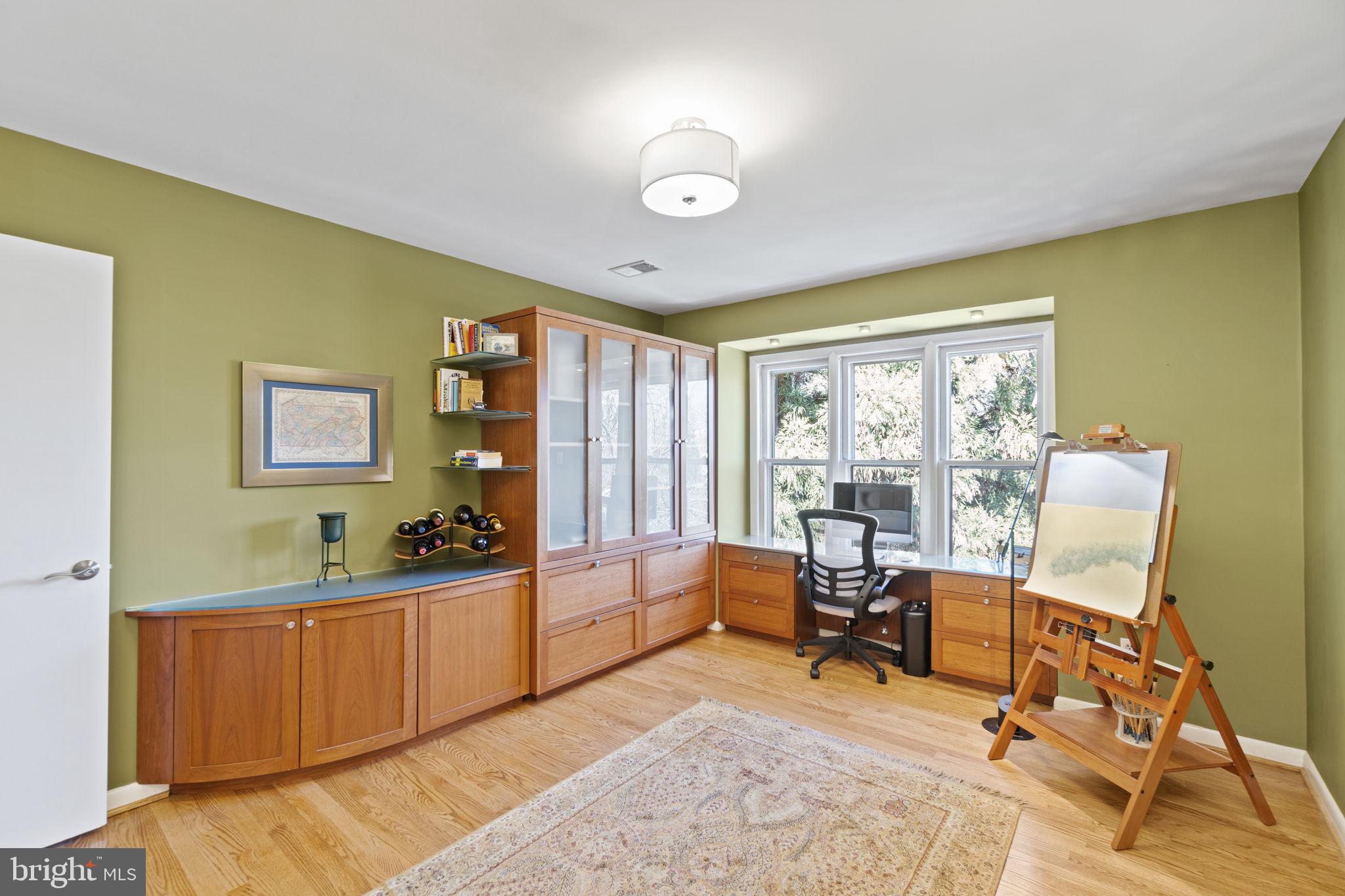 2156 Military Road Arlington, VA 22207 - Photo 17 of 19