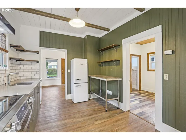 $385,000 | 1248 North Watts Street, Portland, OR 97217