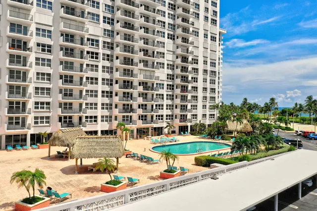 $245,000 | 405 North Ocean Boulevard, Unit 122, Pompano Beach, FL 33062