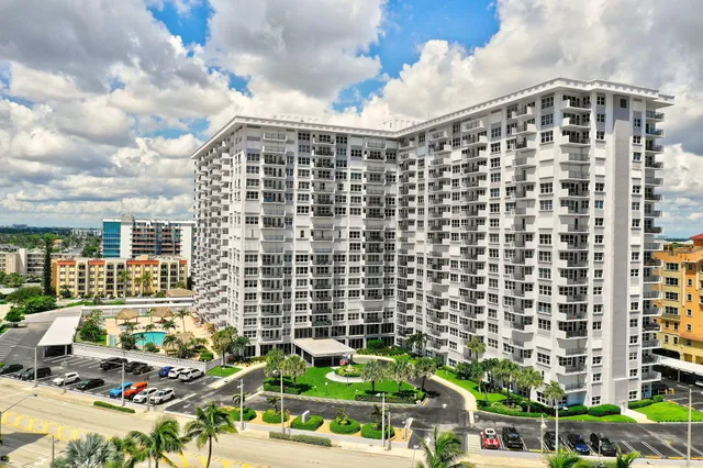 $245,000 | 405 North Ocean Boulevard, Unit 122, Pompano Beach, FL 33062