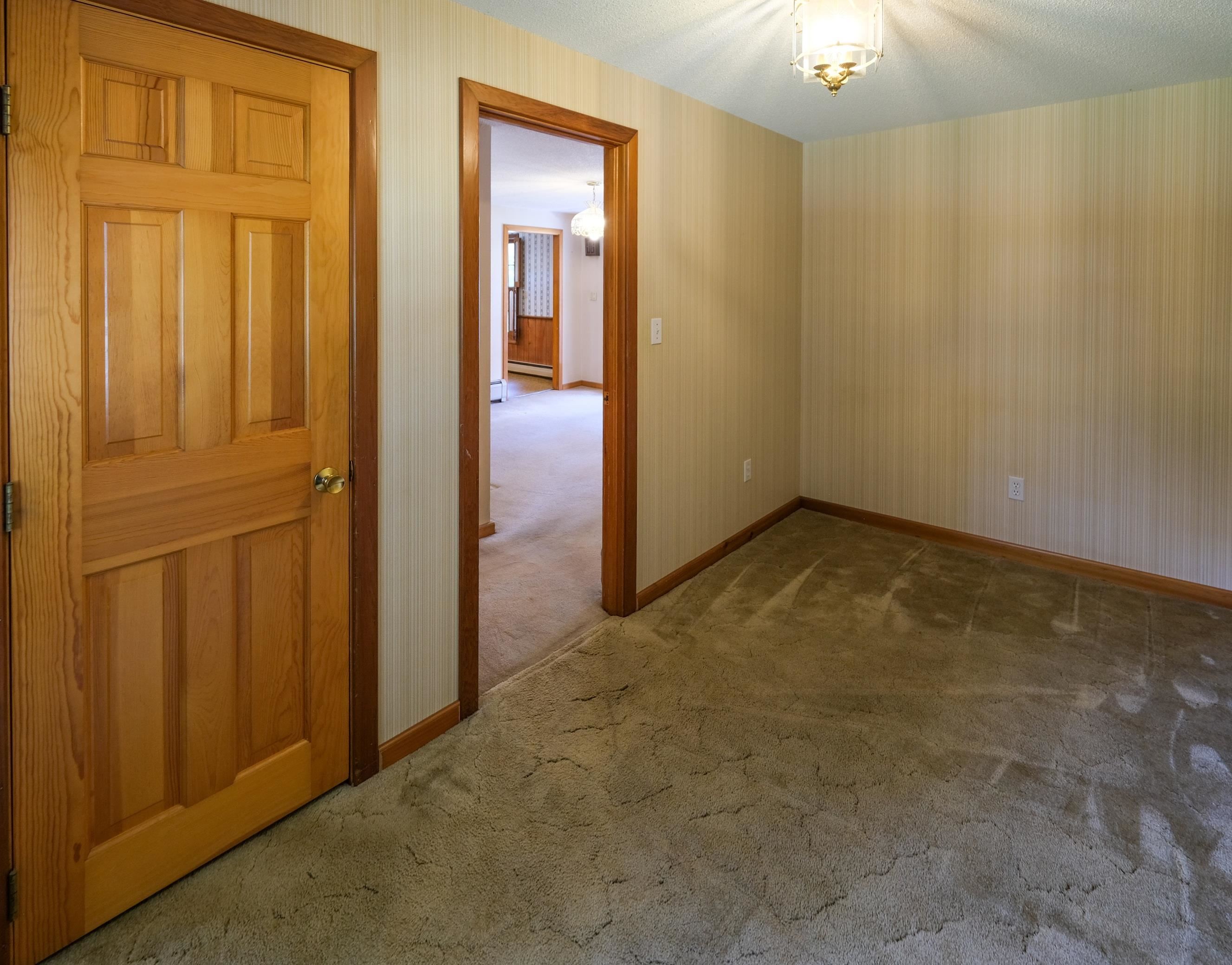 8 Meadow Street Ludlow, VT 05149 - Photo 15 of 55