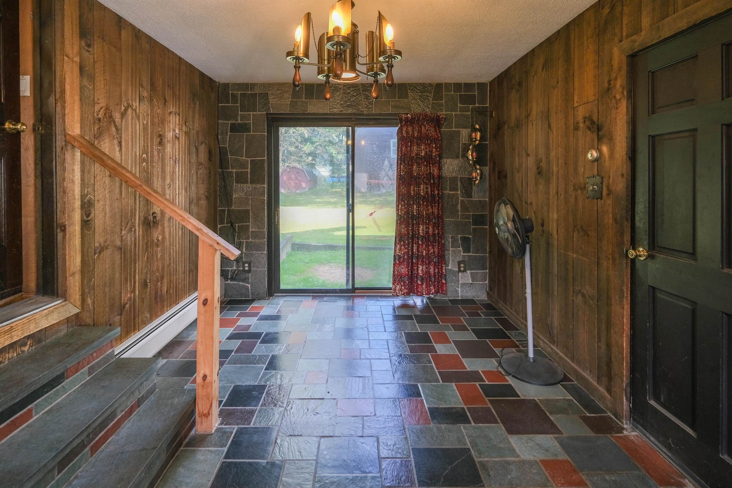 8 Meadow Street Ludlow, VT 05149 - Photo 17 of 55