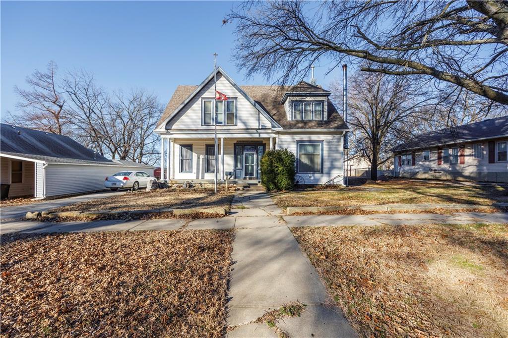 540 South 5th Street Neodesha, KS 66757 - Photo 3 of 33
