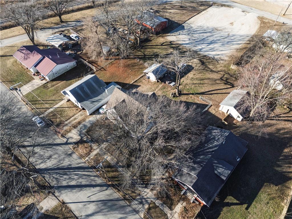 540 South 5th Street Neodesha, KS 66757 - Photo 31 of 33