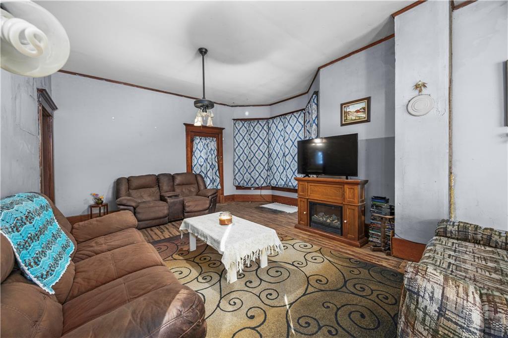 540 South 5th Street Neodesha, KS 66757 - Photo 8 of 33