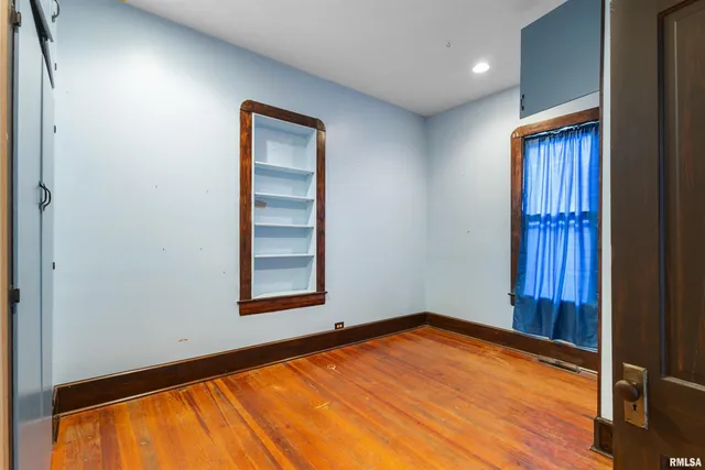 $89,500 | 607 North Logan Street, Marion, IL 62959