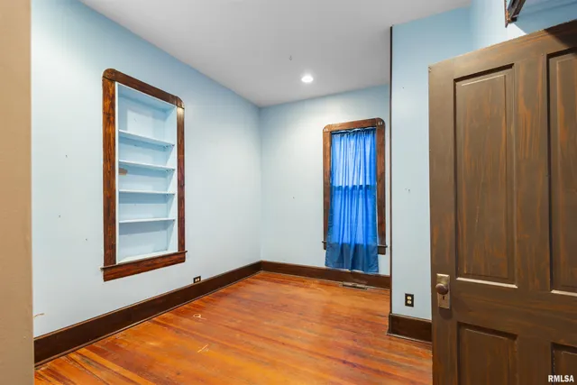 $89,500 | 607 North Logan Street, Marion, IL 62959