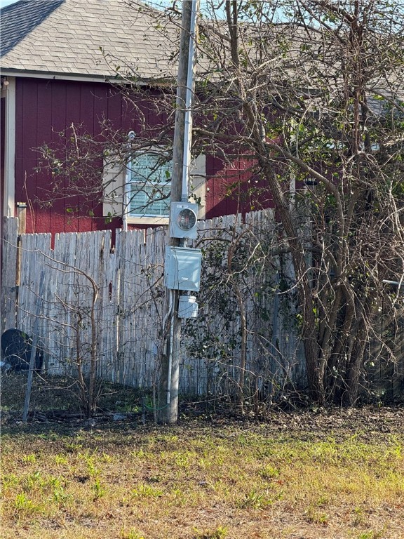 301 Kirkpatrick Street Taft, TX 78390 - Photo 3 of 4